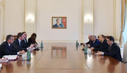 Ильхам Алиев принял премьер-министра Сербии - ФОТО